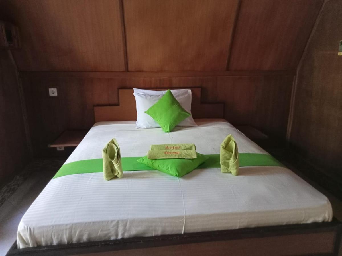Meno Smile Cottages Gili Meno Dış mekan fotoğraf
