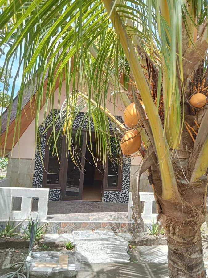 Meno Smile Cottages Gili Meno Dış mekan fotoğraf