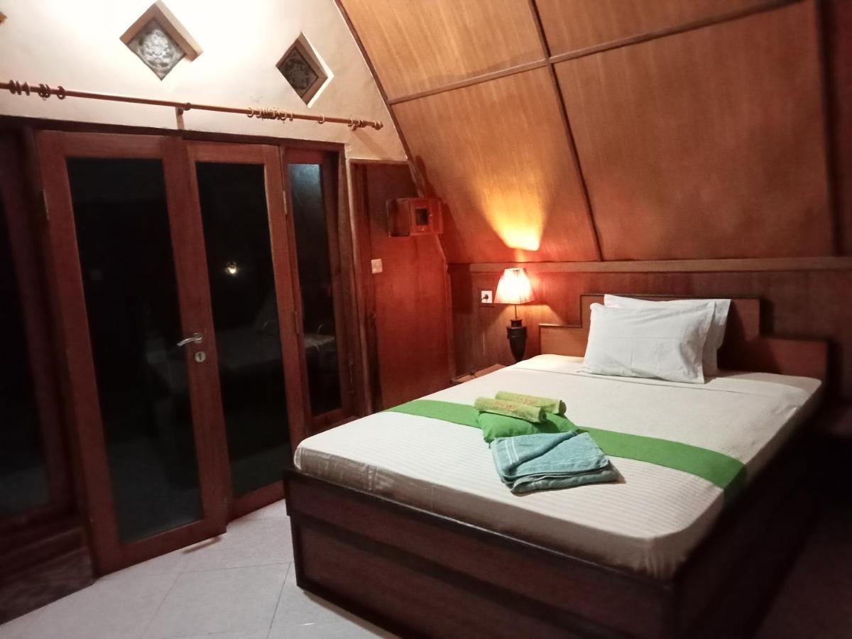 Meno Smile Cottages Gili Meno Dış mekan fotoğraf